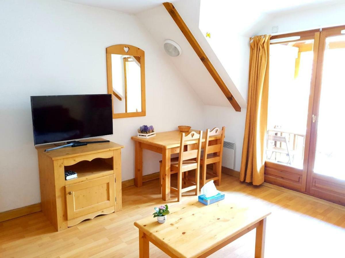 Studio dans résidence de tourisme*** Giez Extérieur photo